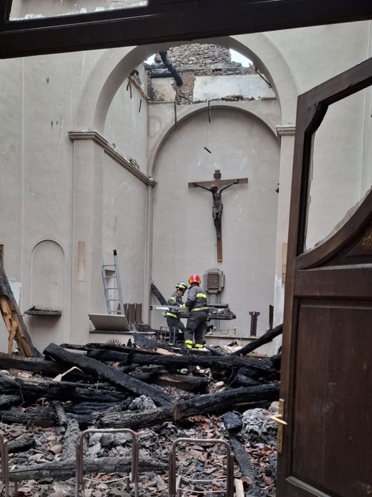 Bernaga kolostor, tűzvész (2025. október 11.)